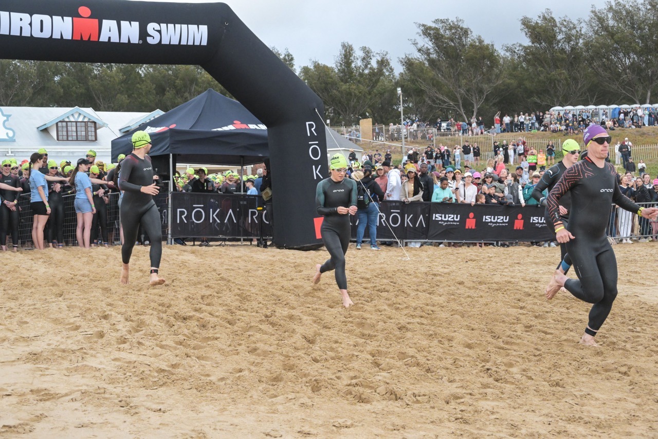 Startline du Half Ironman avec l’athlète coachée par WTS coaching triathlon