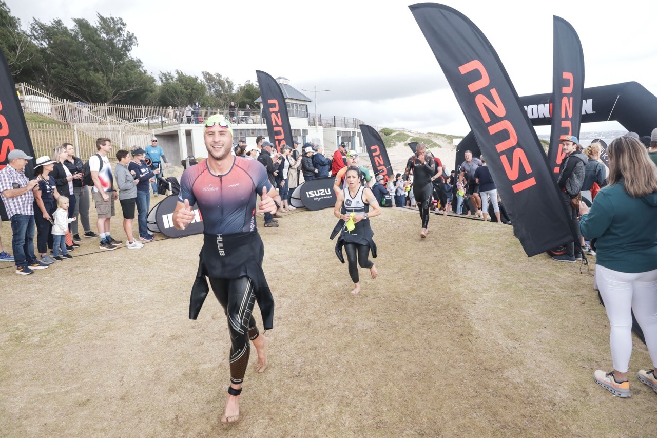 Sortie de l’eau d’Emmanuelle grâce à son coaching triathlon WTS sur Half Ironman