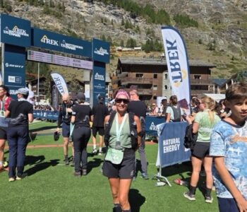 Maryline à l’arrivée de son trail dans les Alpes